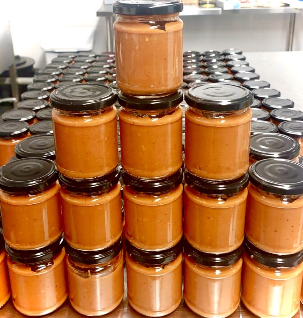 Chilisaus.be - The 2024 Edition - Kokos Kerrie / Coconut Curry (Heat Level 8) 200ml - Image 2